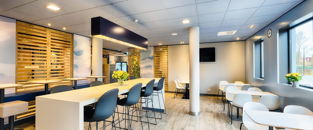 Lobby B&B Hotel Amsterdam-Zaandam