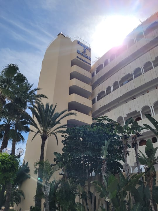 Außenansicht Seaside Hotel Sandy Beach