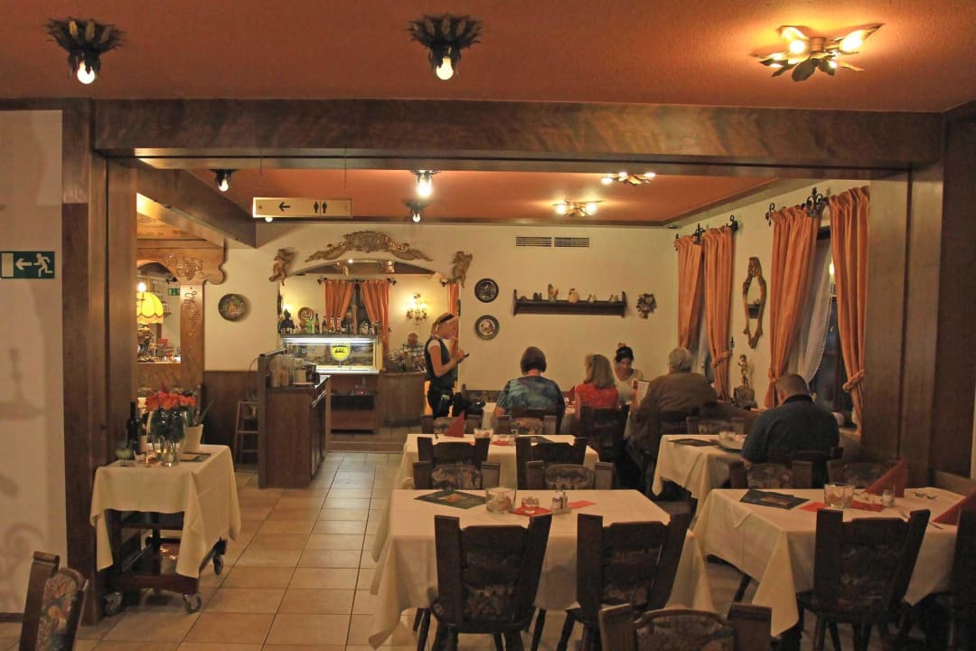 Hühnerhof Gaststube  Hotel Seltenbacher Hof