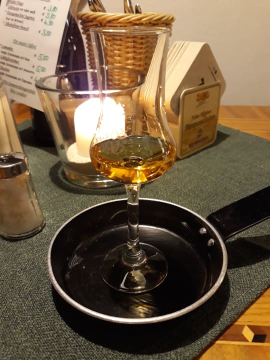 Gastro Landgasthof und Ferienwohnungen Almenhof