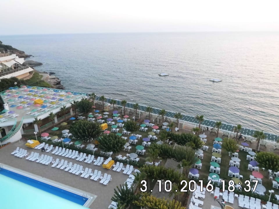 Strandund Sonnendeck Hotel Grand Efe