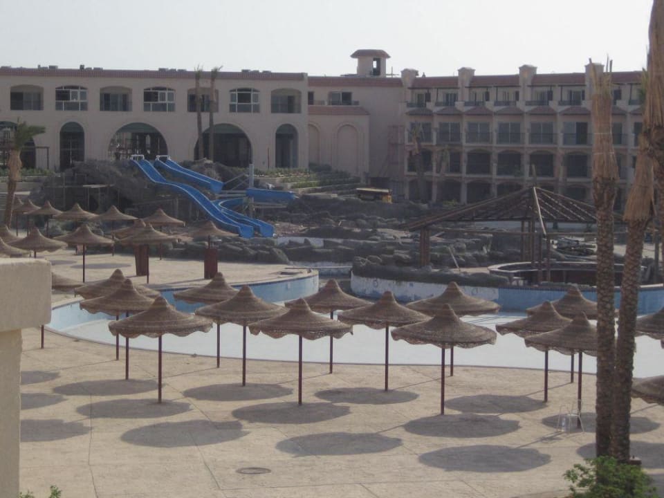 Pool ohne Wasser Pyramisa Beach Resort Sahl Hasheesh