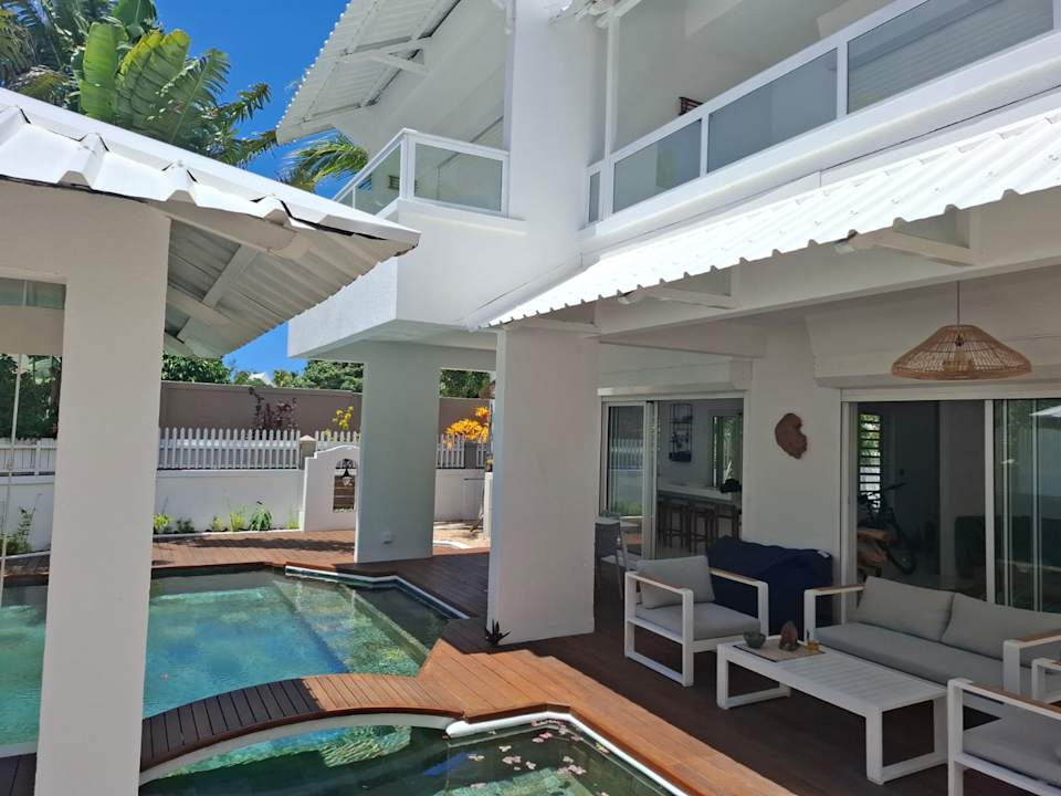 Pool Tia Beach House