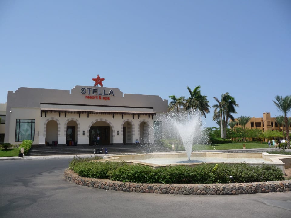 Eingang Stella Beach Resort & Spa Makadi Bay