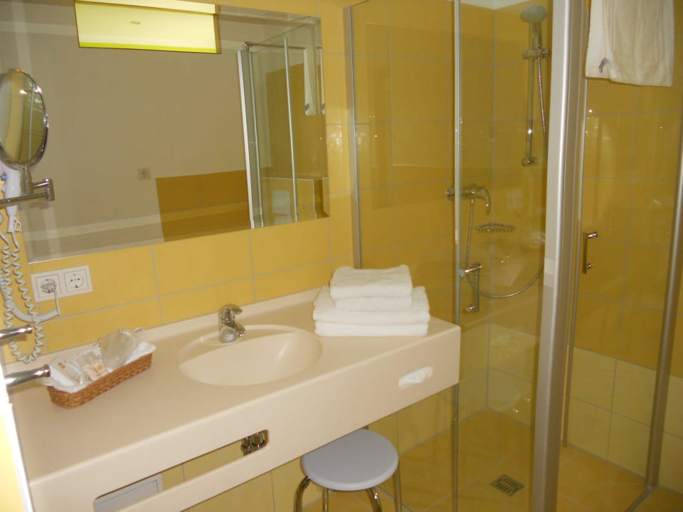 Harztour Fewo Wernigerode Badezimmer Ap. Victoria Harztour Fewo Apartments in Wernigerode