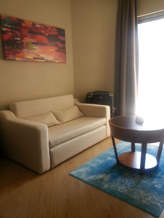 Zimmer 2317 Sofa Ramada Resort Kusadasi & Golf