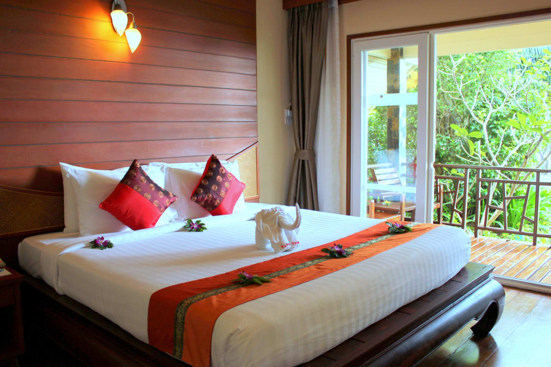 Superior Beach Front Bungalow Koh Chang Paradise Resort & Spa