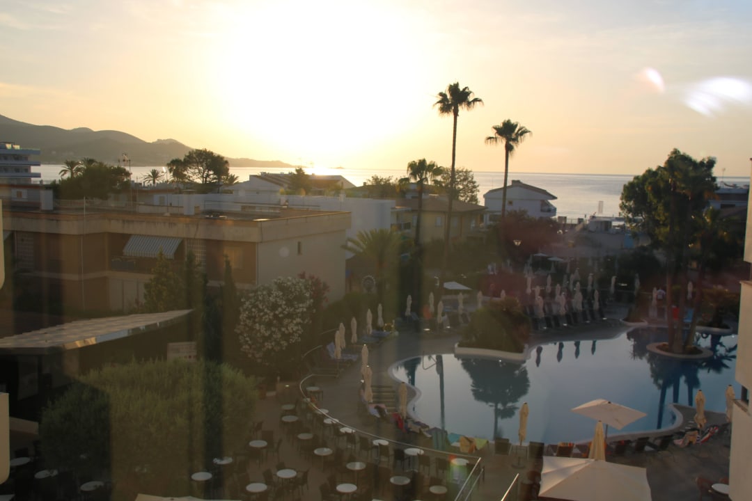 Mit Blick auf den Strand allsun Hotel Eden Alcudia