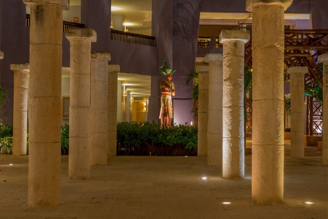 Gartenanlage Iberostar Selection Paraiso Maya Suites