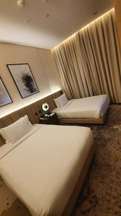 Zimmer Embassy Suites By Hilton Doha Old Town