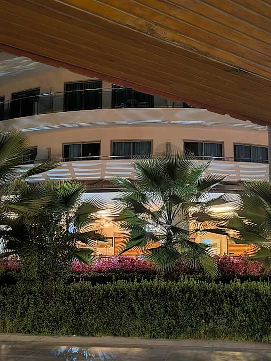 Gartenanlage Saphir Hotel & Villas