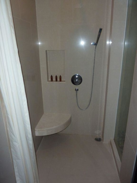 Dusche im Bad Tui Blue The Passage Samui Pool Villas & Beach Resort