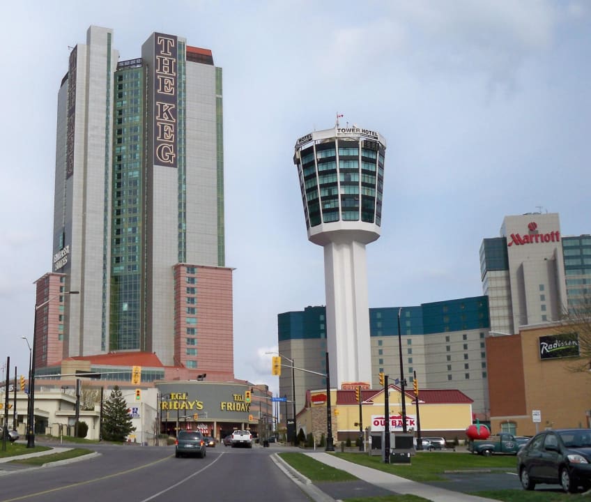 Außenansicht  Tower Hotel at Fallsview