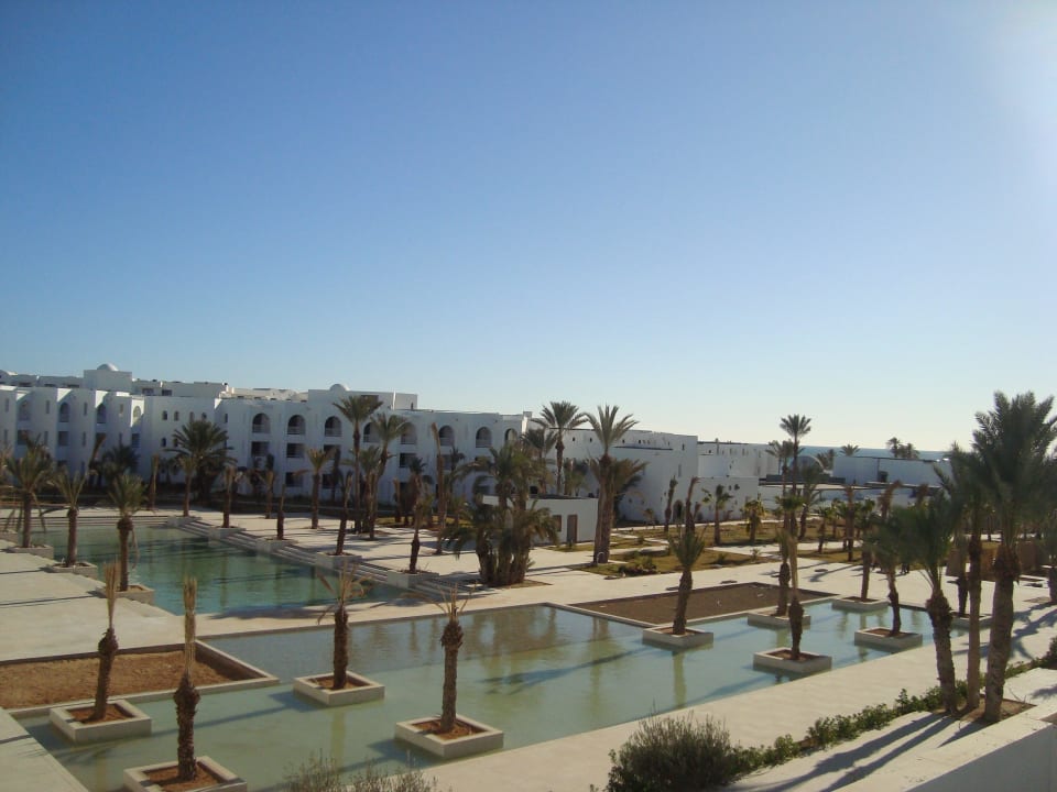 Vue sur la piscine extérieure Yadis Imperial Beach & Spa Resort