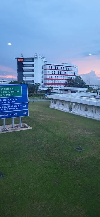 Außenansicht Tune Hotel KL International Airport 2 (KLIA2)