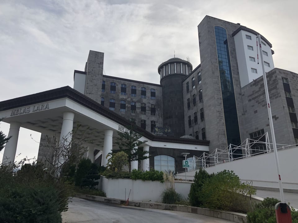 Außenansicht Melas Lara Hotel