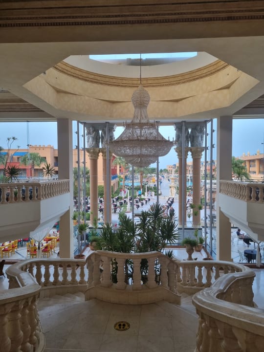 Lobby Hotel Titanic Palace