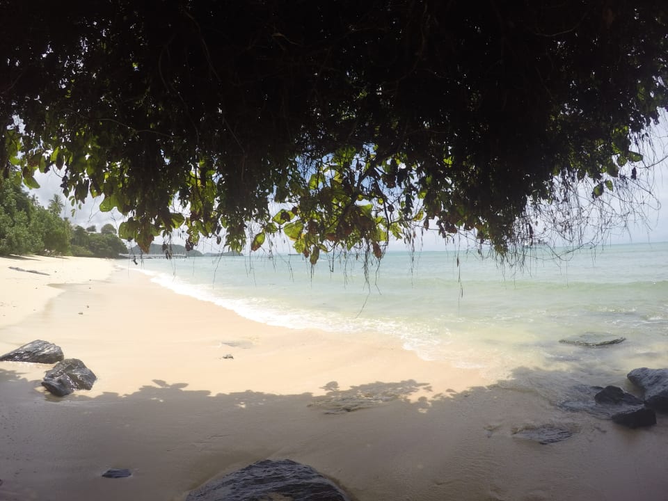 Strand Cape Panwa Hotel