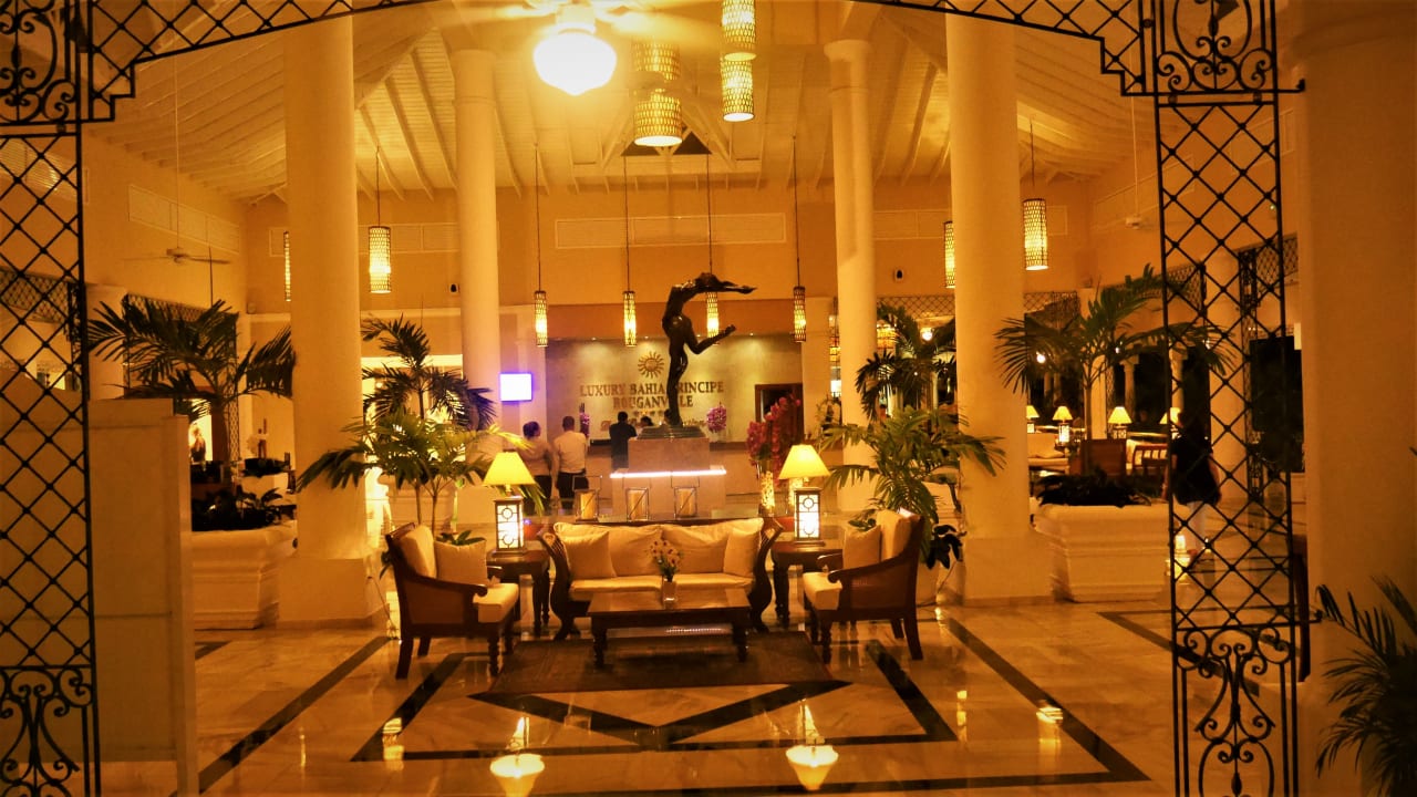 Lobby Bahia Principe Luxury Bouganville