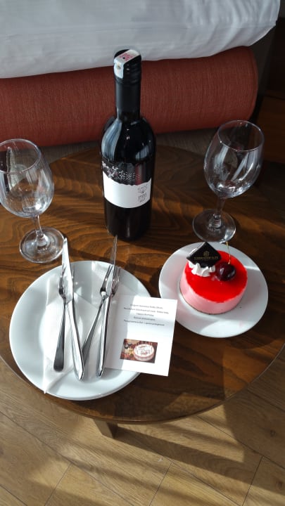Zimmer Commodore Elite Suites & Spa - Adults only