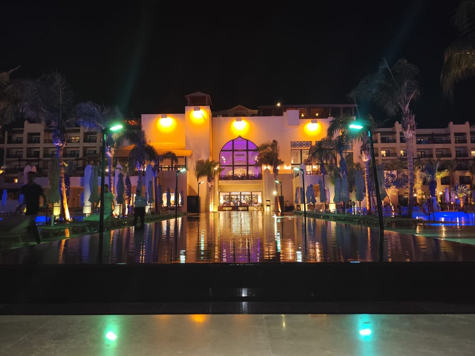 Gartenanlage Steigenberger Aqua Magic