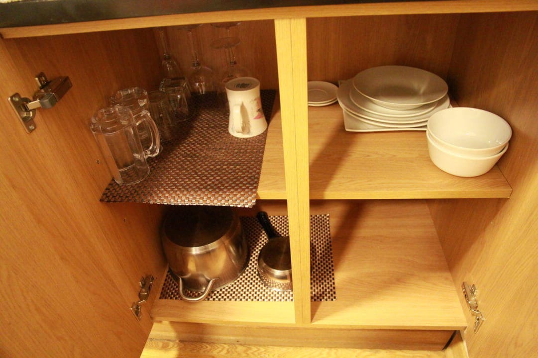 Kasten - Kitchenette The Royale Chulan Hyde Park Hotel