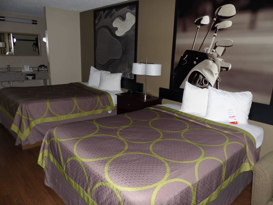 Supertolles Motelzimmer mit tollen Betten! Super 8 Hotel Ellenton Bradenton Area