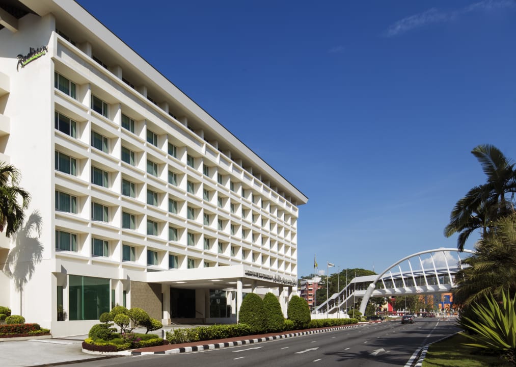 Außenansicht Radisson Hotel Brunei Darussalam