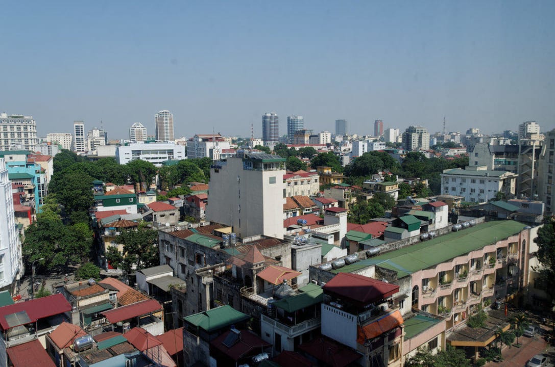 Blick auf Hanoi vom Zimmer aus Hotel Nikko Hanoi