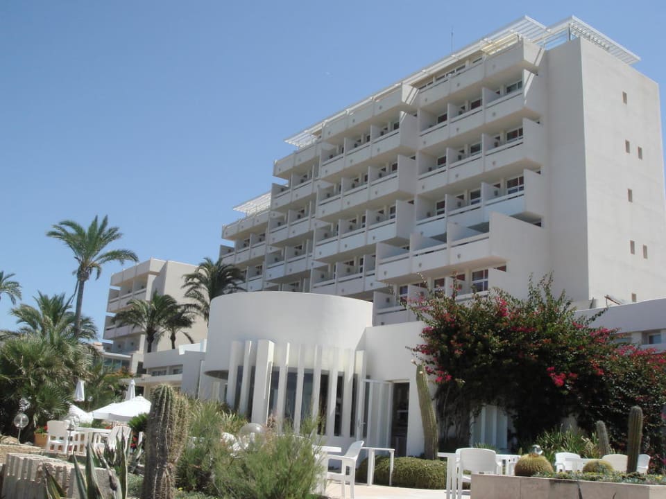 Haupthaus Bikini Island & Mountain Hotel Es Trenc