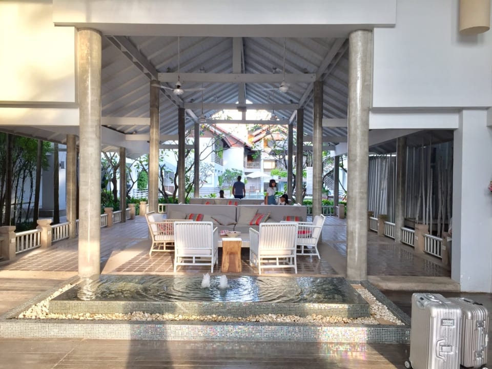 Lobby Ramada Phuket Southsea