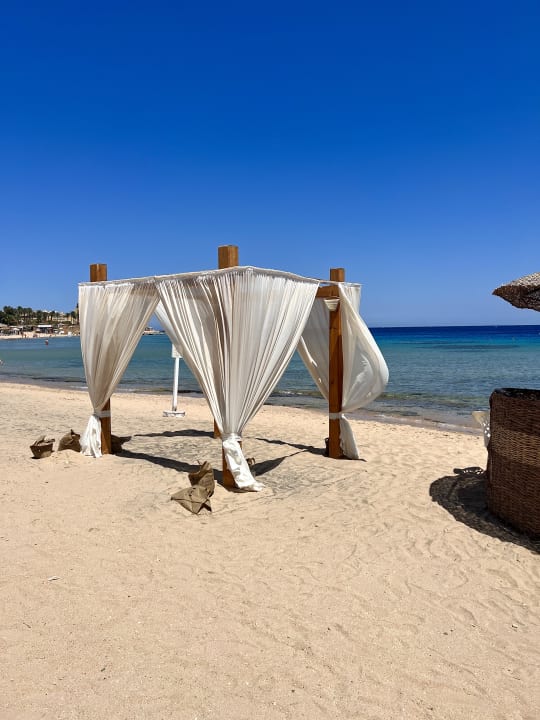 Strand Fort Arabesque Resort, Spa & Villas