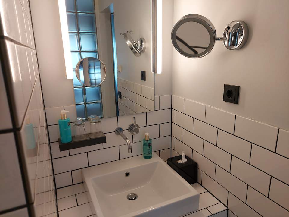 Zimmer Ku' Damm 101 Hotel