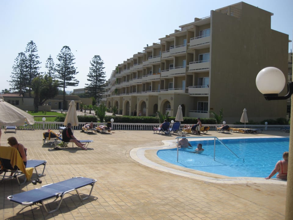 Relax-Pool  Sunshine Rhodes