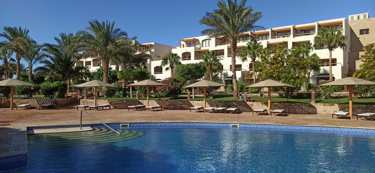 Pool Fort Arabesque Resort, Spa & Villas