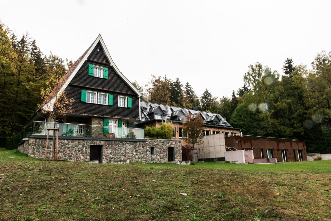 Außenansicht Jagdschloss Windenhütte