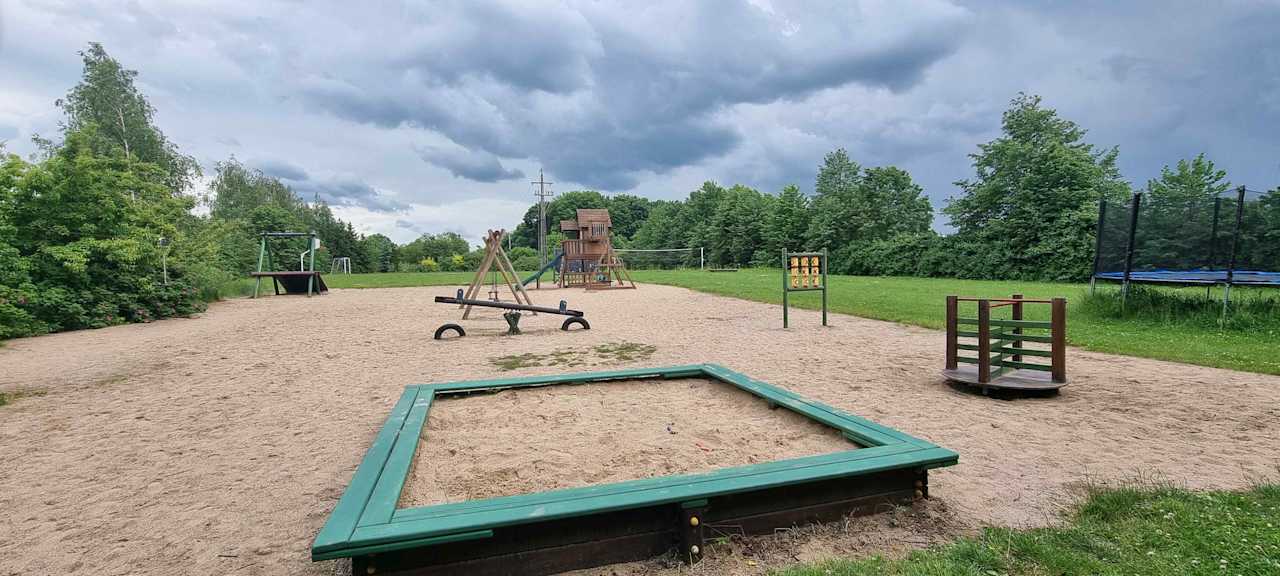 Sport & Freizeit Pałac i Folwark Galiny