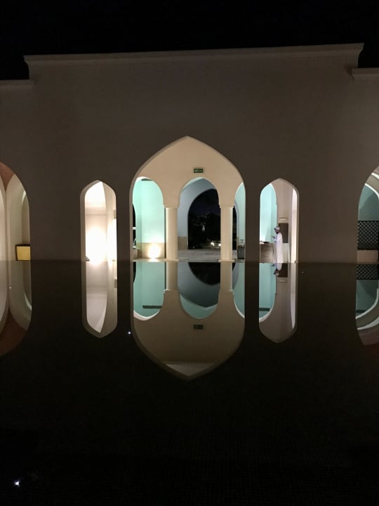 Lobby Salalah Rotana Resort