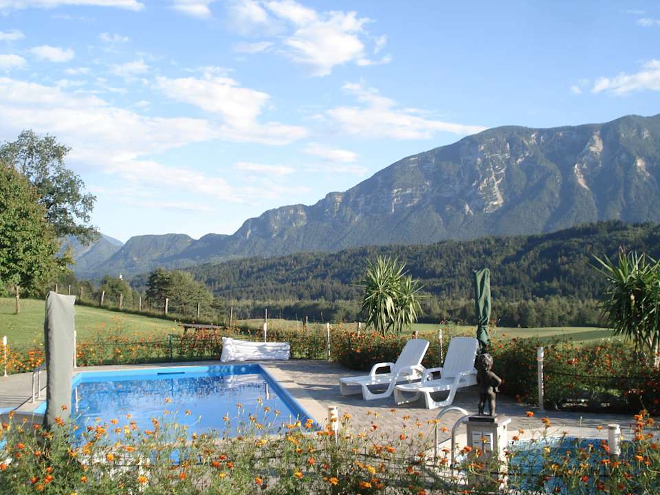 Schwimmbad Ferienwohnungen Kaiser