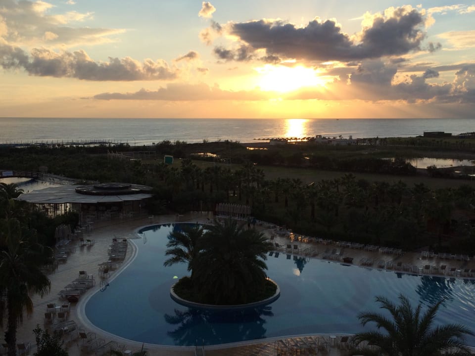 Sonnenuntergang Seaden Sea World Resort & Spa