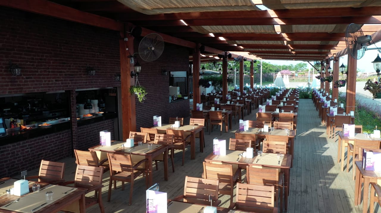 Gastro Port Nature Luxury Resort & Spa