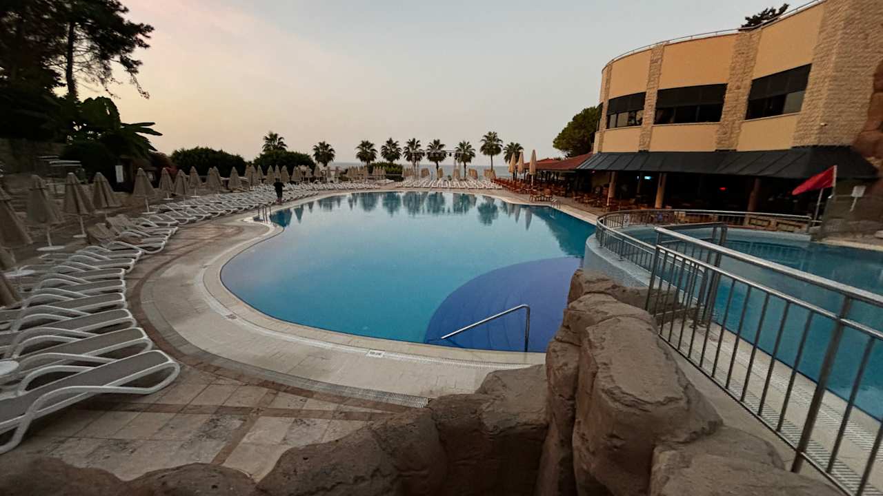 Pool Melas Holiday Village