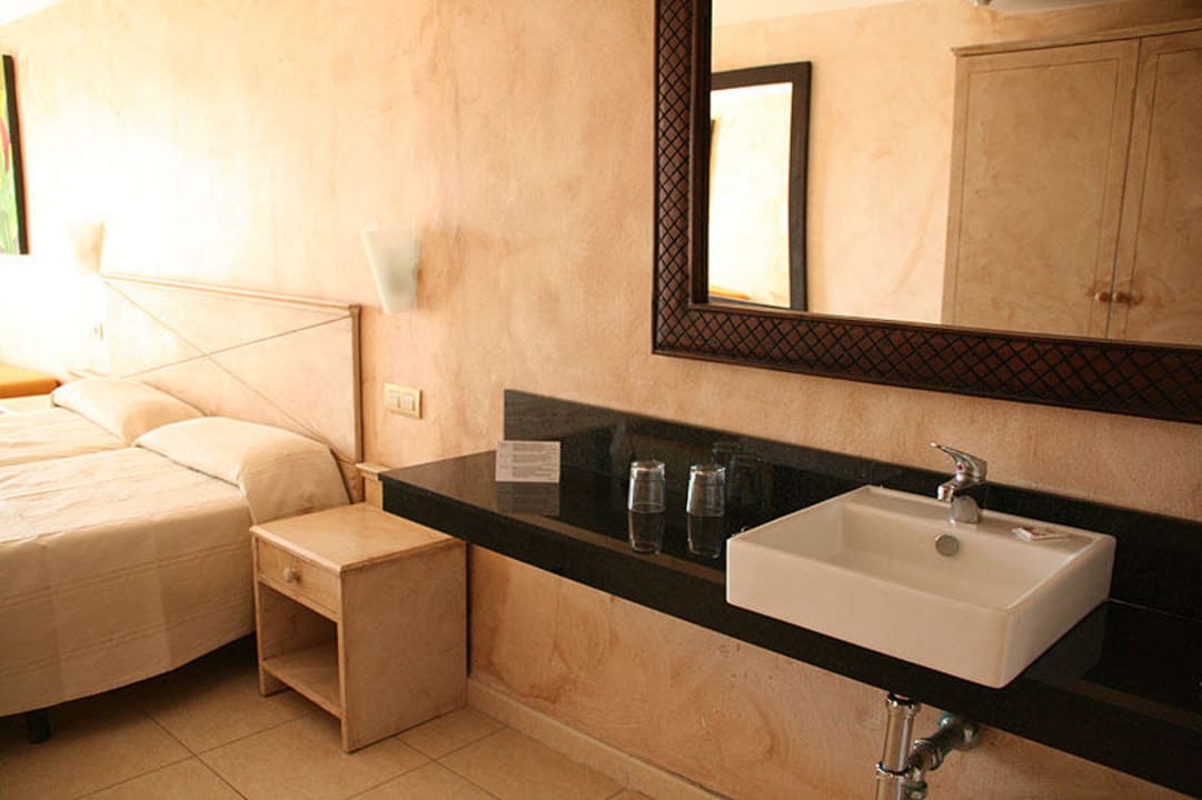 Waschtisch FERGUS Style Bahamas