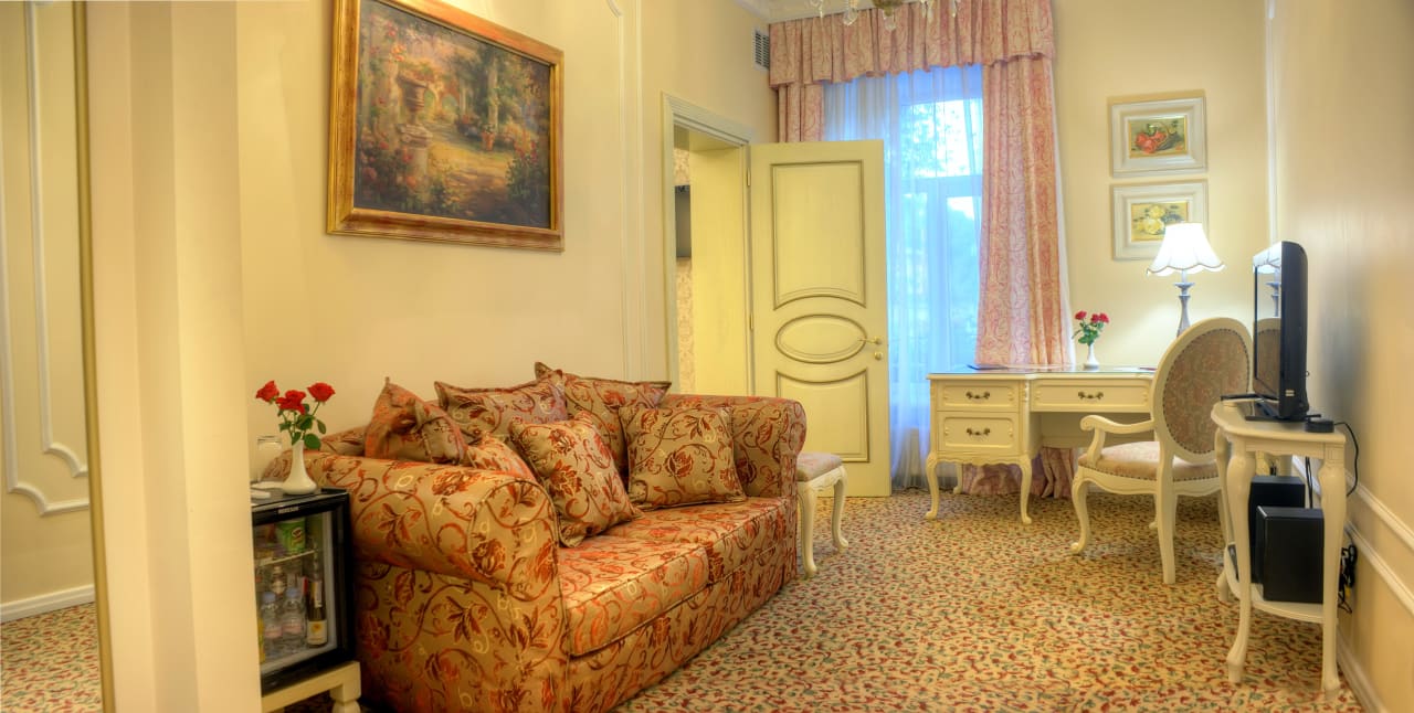 Люкс во французском стиле Hotel Frederic Koklen