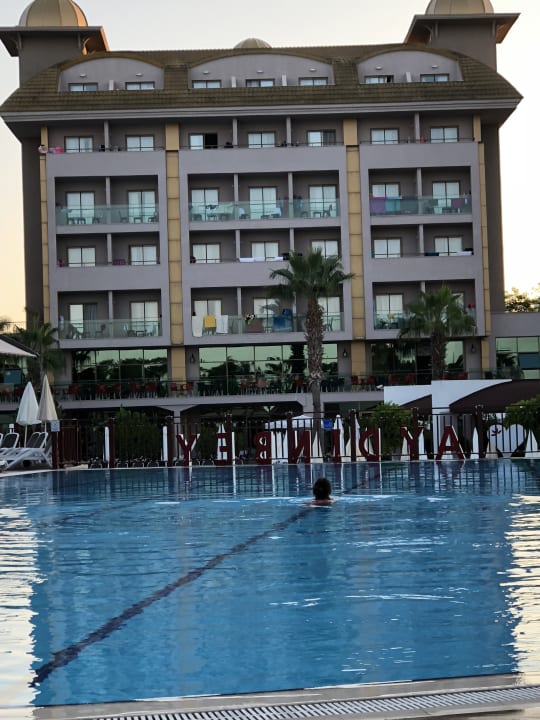 Außenansicht Aydinbey Kings Palace & Spa