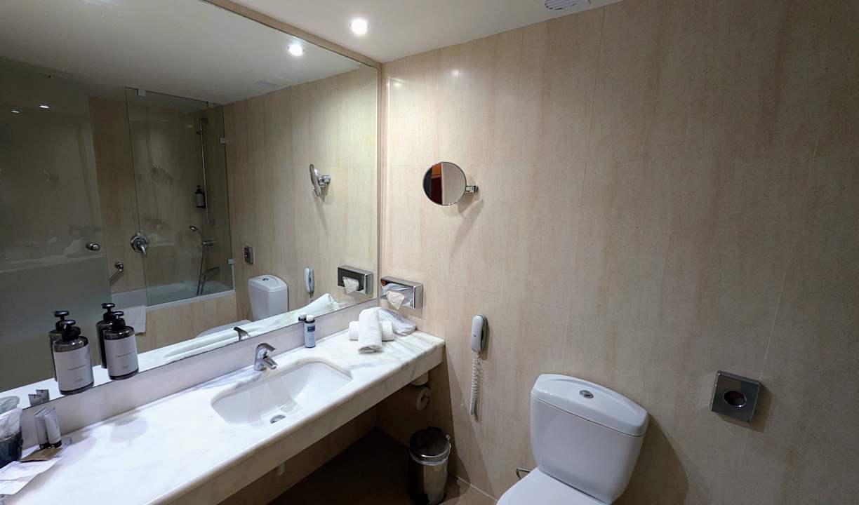 Zimmer Apollonia Beach Resort & Spa