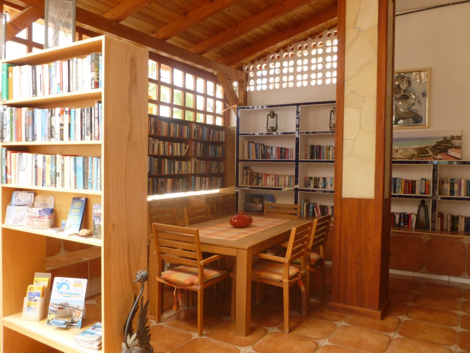 Lobby Marina Playa Suite Hotel