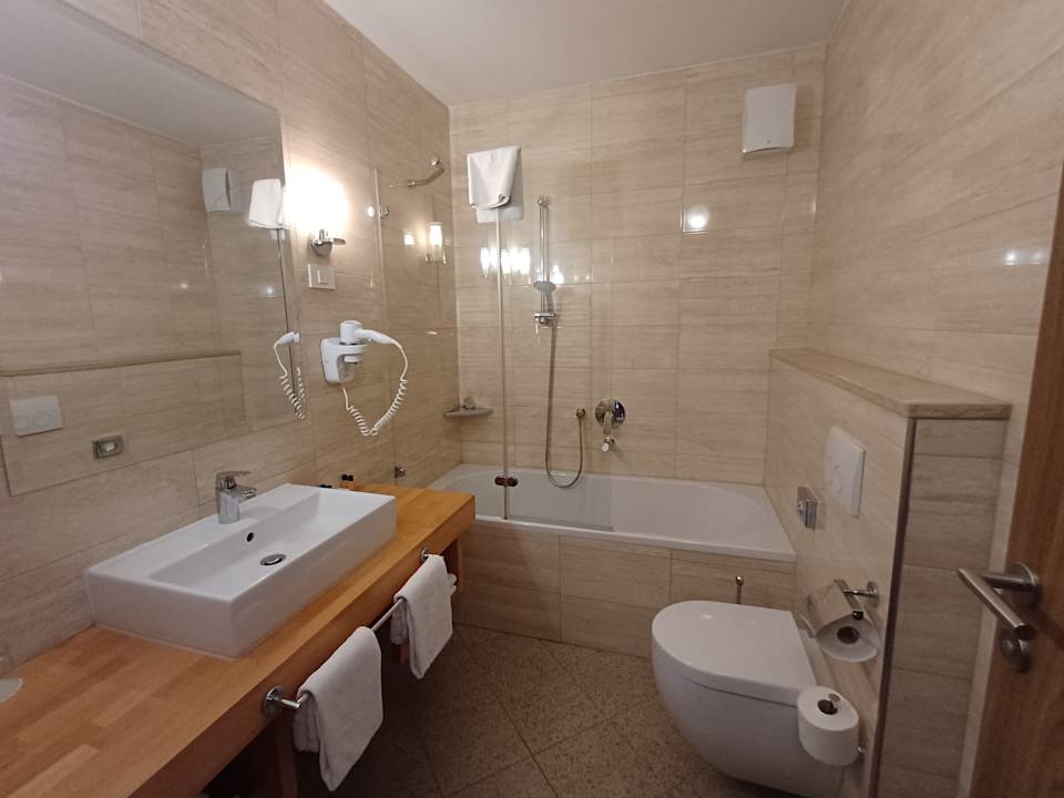 Zimmer Wellness Hotel Apollo - LifeClass Hotels & Spa