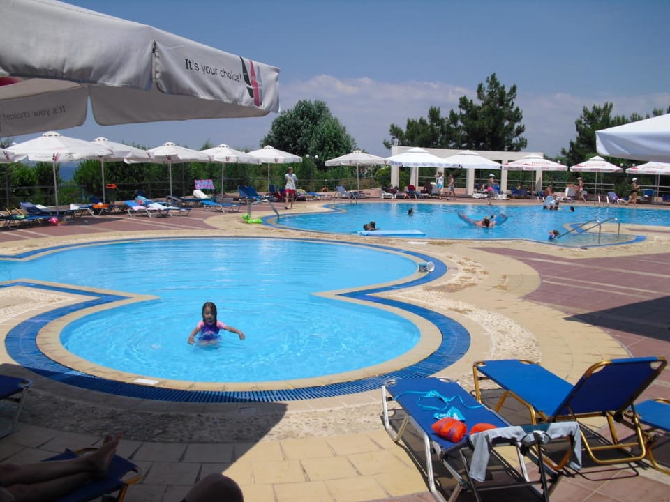 Pool Pomegranate Wellness Spa Hotel