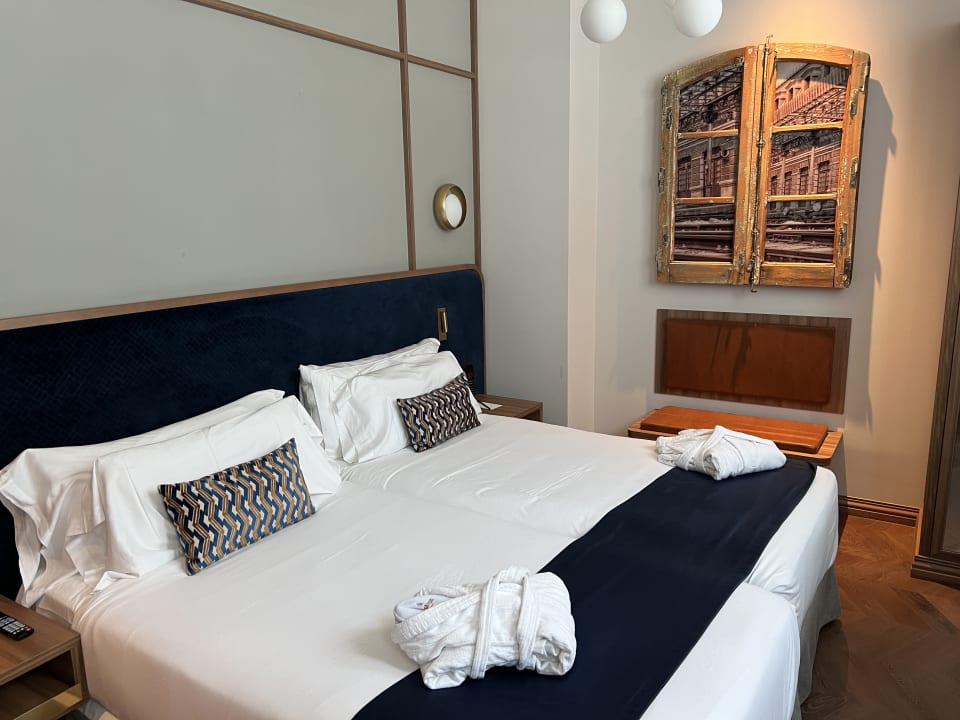 Zimmer Canfranc Estación, a Royal Hideaway Hotel - Gran Lujo